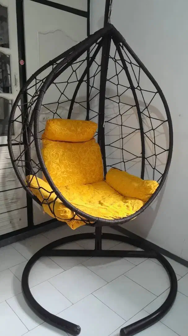 صندلی گردون|کافیشاپ و رستوران|آمل, |دیوار