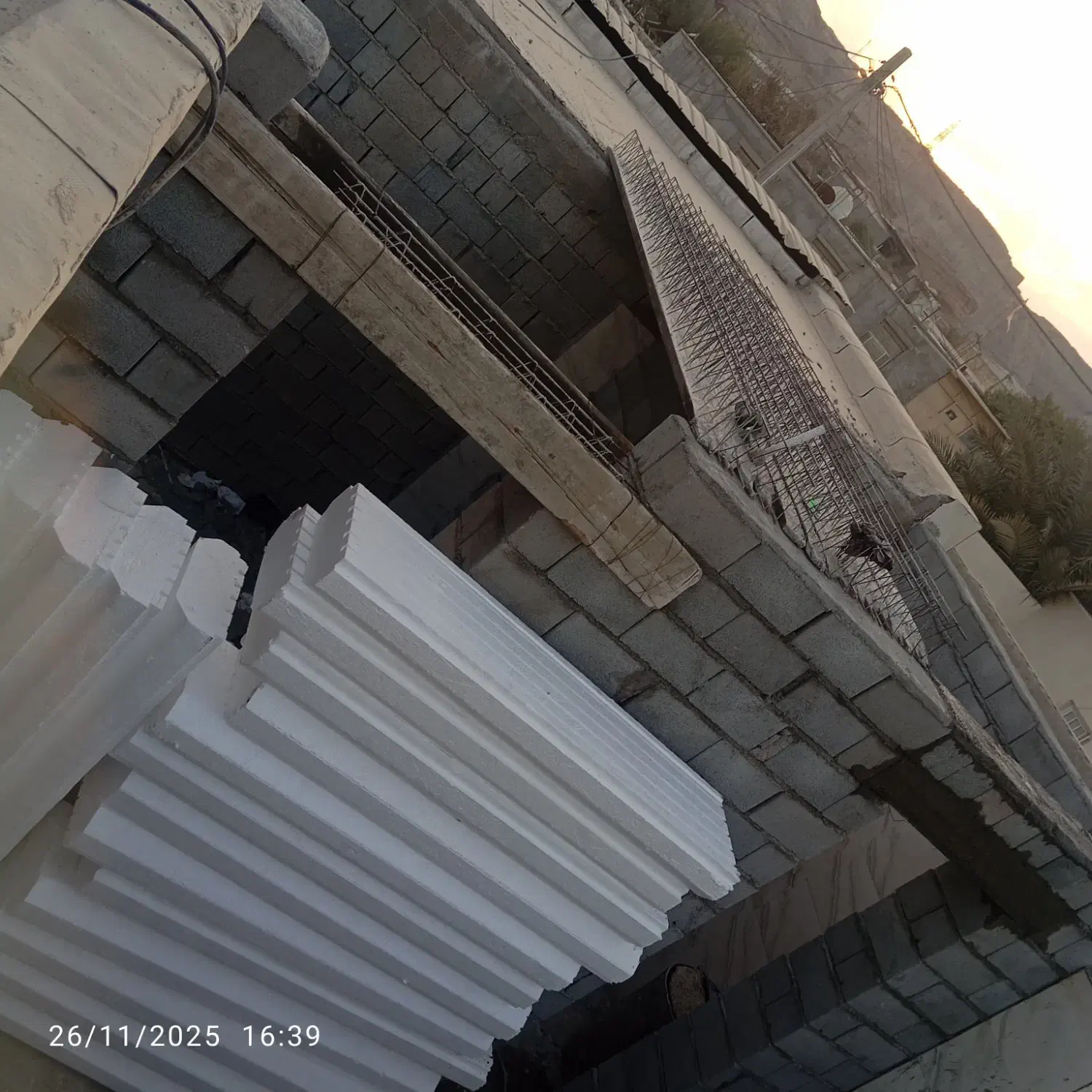 استا بنا بلوک چینی بطن سقف از 0تا صد انجام میدیم|خدمات پیشه و مهارت|درگهان, |دیوار