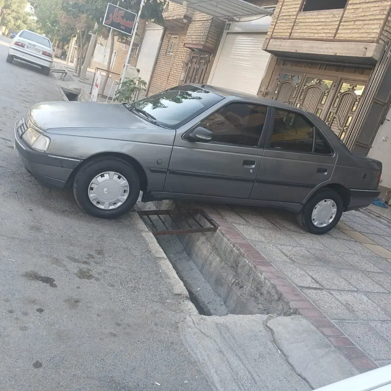 پژو 405 جی ال ایکس (GLX)، مدل ۱۳۹۱|خودرو سواری و وانت|شیراز, ارم|دیوار