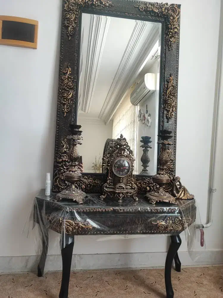 کنسول و آینه بوفه قیمت3میلیون مقطوع|بوفه، ویترین، کنسول|ایوان, |دیوار