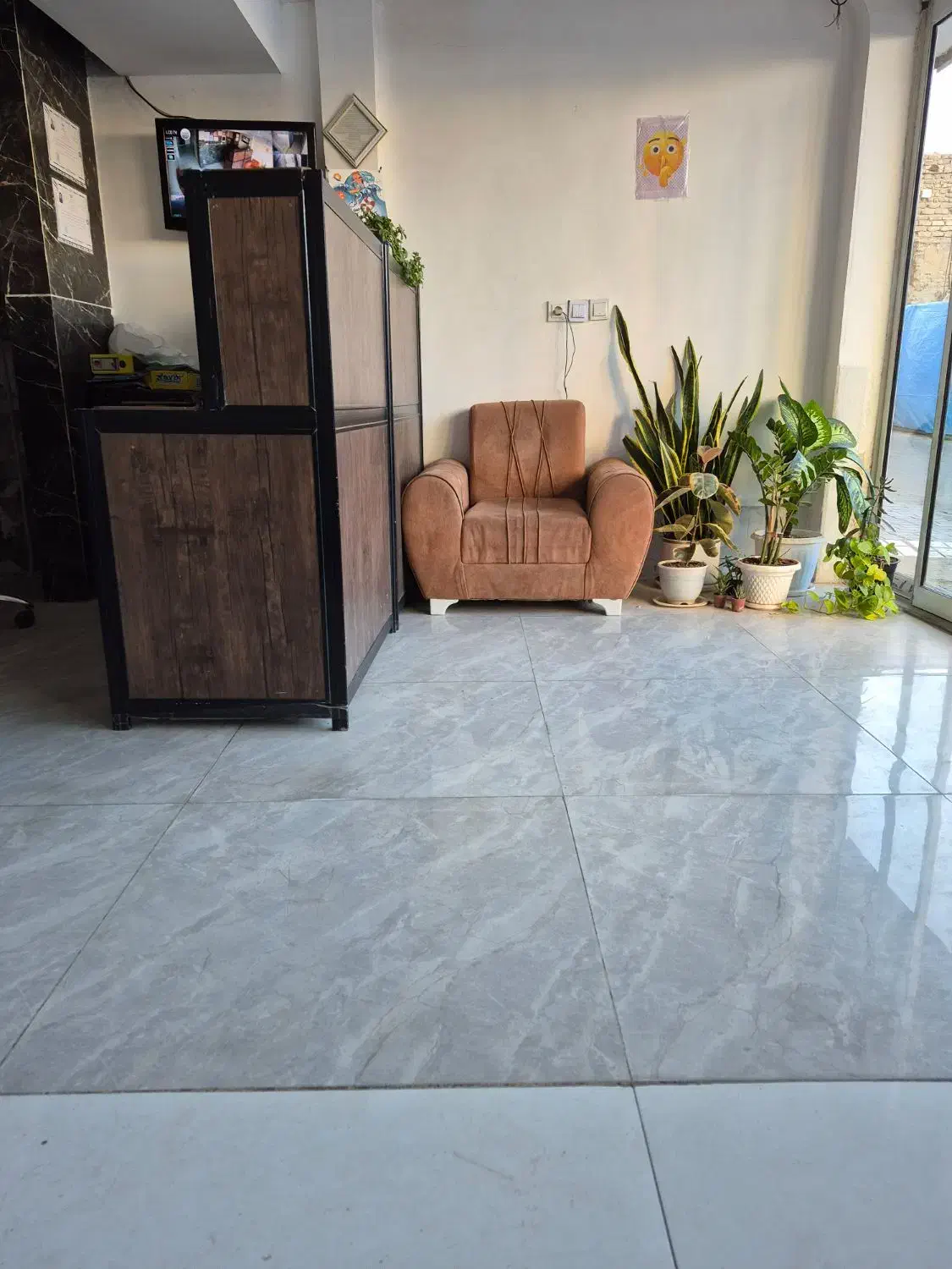 خانه دار ونظافتچی سوئیت|استخدام سرایداری و نظافت|مشهد, نوغان|دیوار