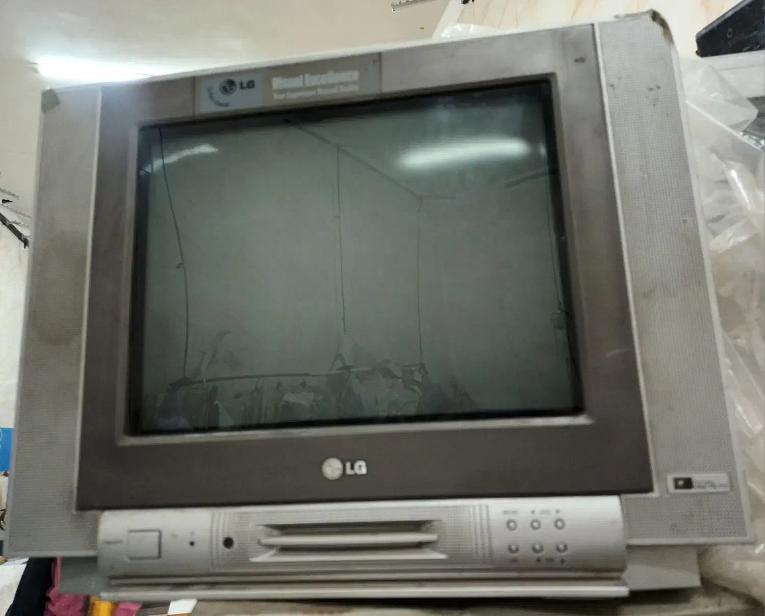 تلویزیون LG|تلویزیون و پروژکتور|اصفهان, رزمندگان|دیوار