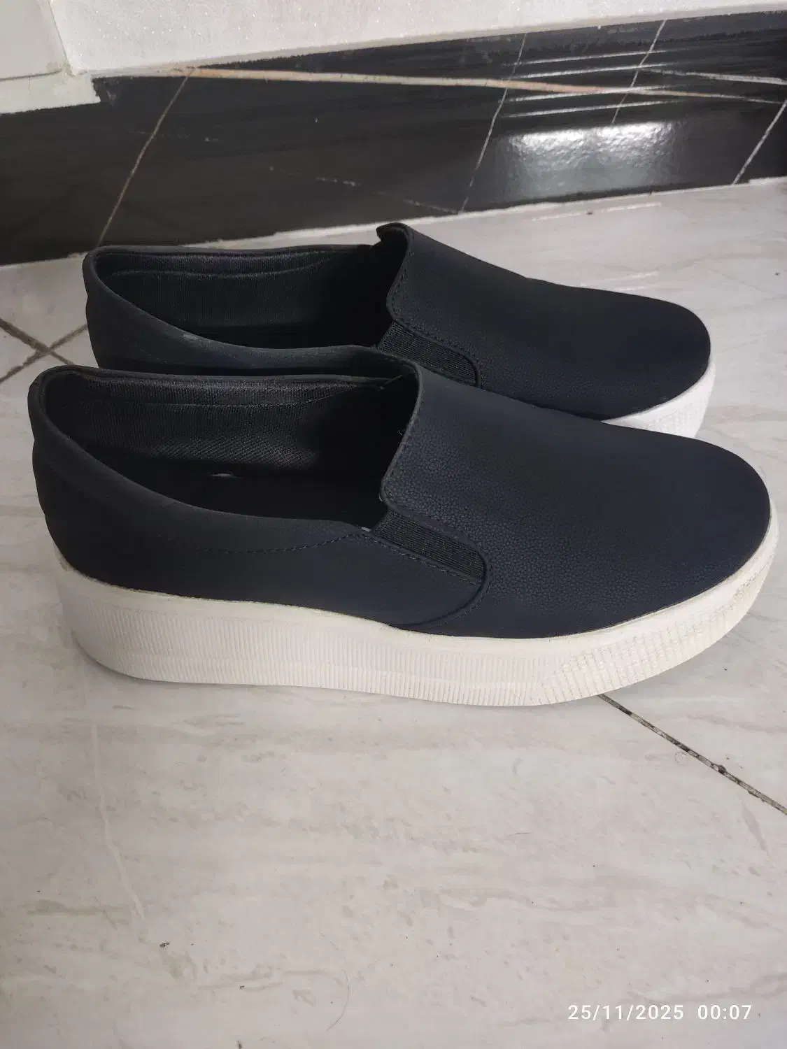 کفش سانیل پلاس سایز 39|کیف، کفش، کمربند|تهران, والفجر (افسریه)|دیوار