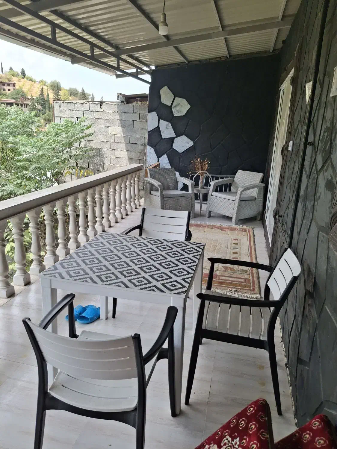 ویلا و سوئیت تراس دار جنگلی تام تام|اجارهٔ کوتاه‌مدت ویلا و باغ|بهشهر, |دیوار