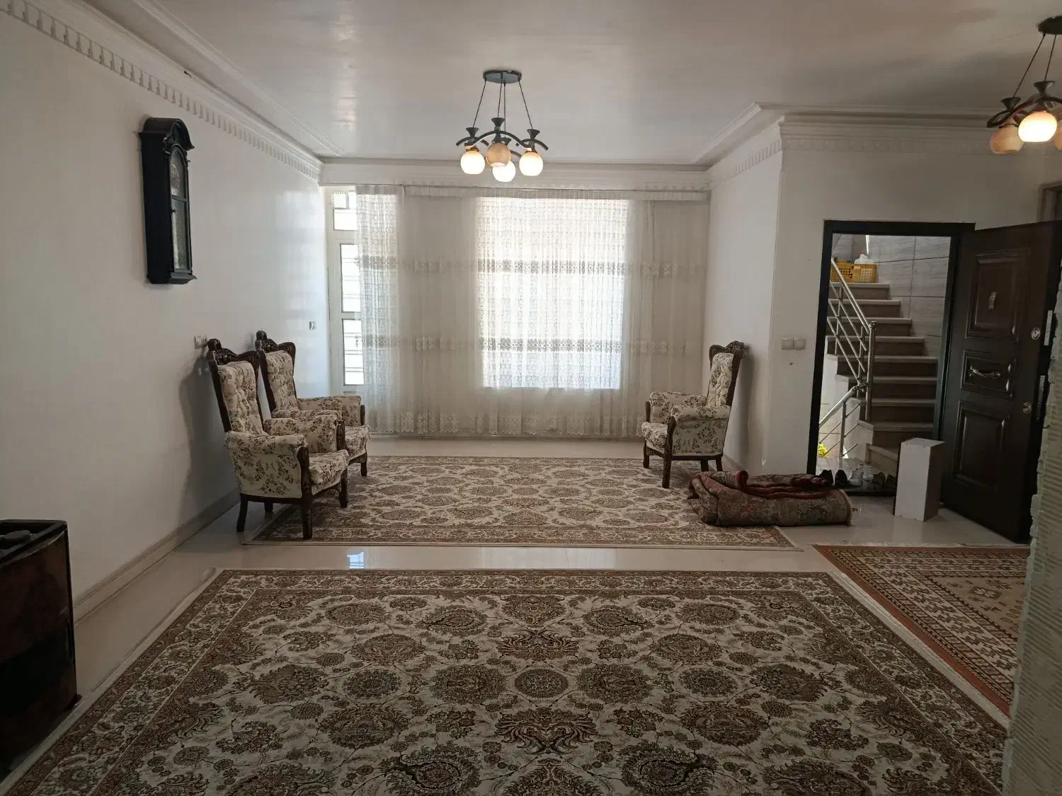 ویلایی دوطبقه 260 متر تاپ لوکیشن هرمزگان|فروش خانه و ویلا|شیراز, شهرک ولیعصر|دیوار