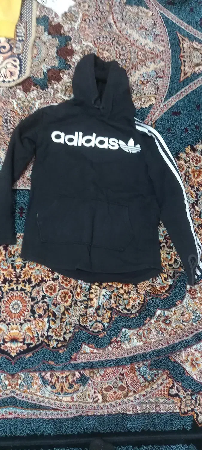 دورس و کاپشن|لباس|رباطکریم, شترخوار|دیوار