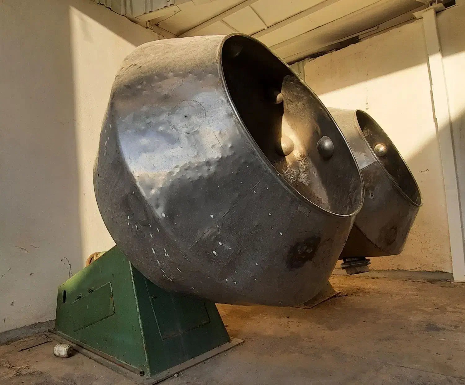 دستگاههای یک کارخانه کامل صنعتی پسته و آجیل|ماشینآلات صنعتی|اسفراین, |دیوار