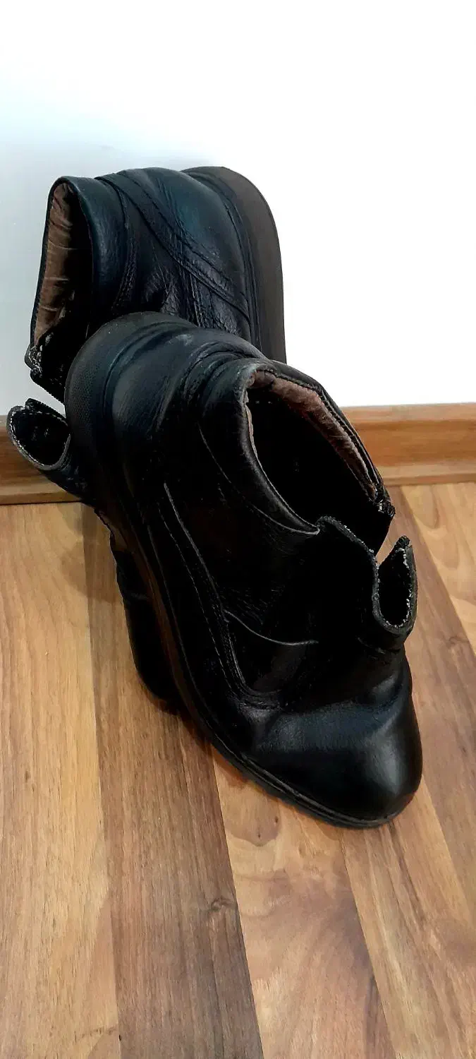 نیم بوت معاوضه با کفش چرم مردانه سایز 44|کیف، کفش، کمربند|تبریز, |دیوار