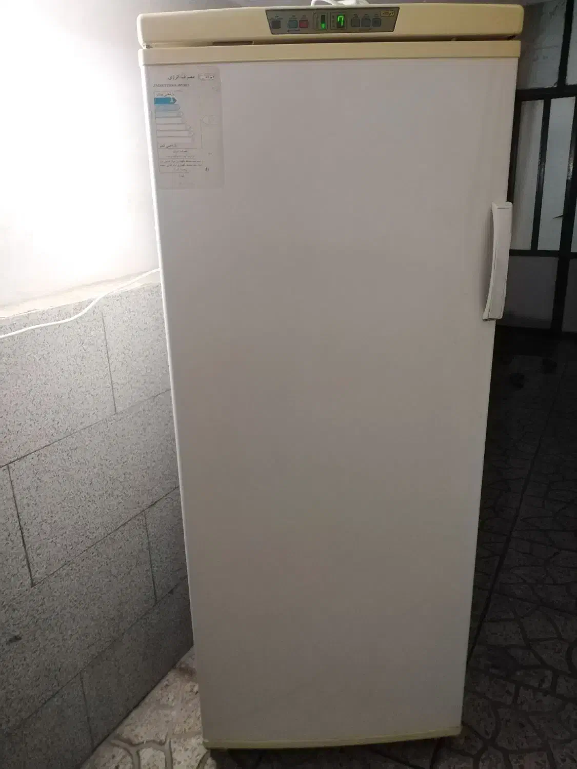 یخچال فریزر ارج|یخچال و فریزر|قرچک, قشلاق جیتو|دیوار