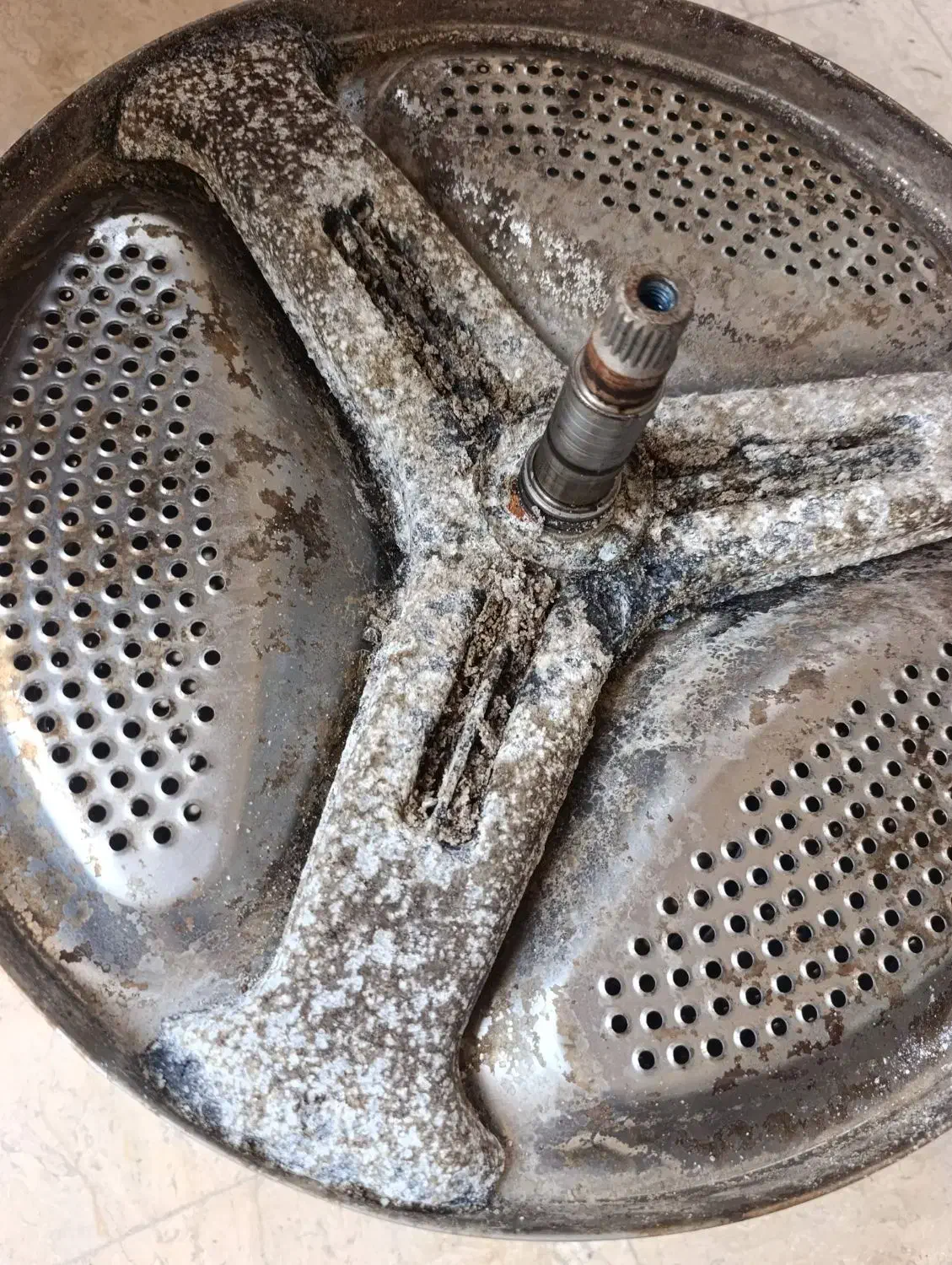 تعمیرات لباسشوی اتومات و دوقلو و درب بالا با ضمانت|خدمات پیشه و مهارت|قشم, |دیوار