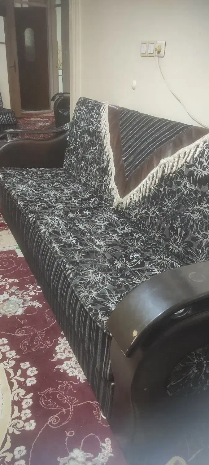 مبل تخت تاشو راحتی|مبلمان خانگی و میز عسلی|تبریز, |دیوار