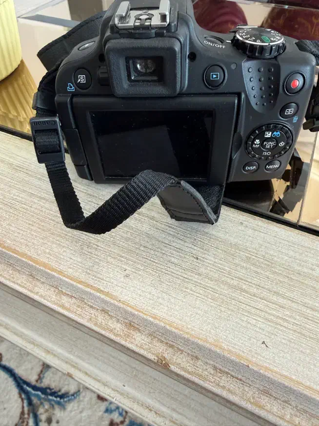 دوربین کنون در حد نو|دوربین عکاسی و فیلم‌برداری|یزد, |دیوار