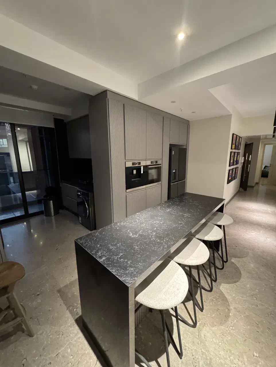 ۱۲۰متر برنده جایزه معماری/نوساز مدرن/۲خواب اندرزگو