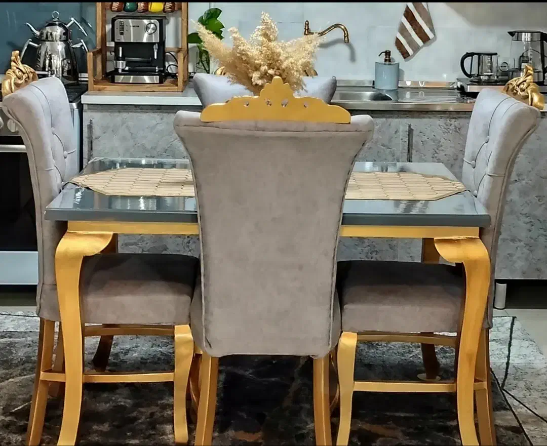 میزناهاری خوری چهار نفره کاملن نو|میز و صندلی غذاخوری|نهاوند, |دیوار