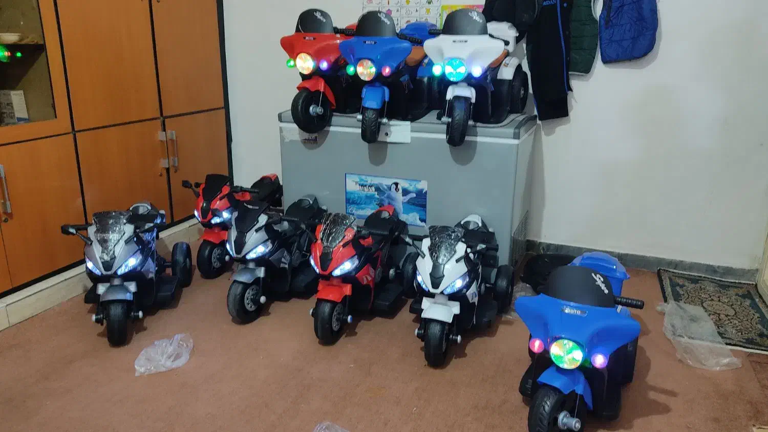 موتور شارژی بچه گانه در انواع و رنگهای مختلف|دوچرخه، اسکیت، اسکوتر|اهواز, نادری|دیوار