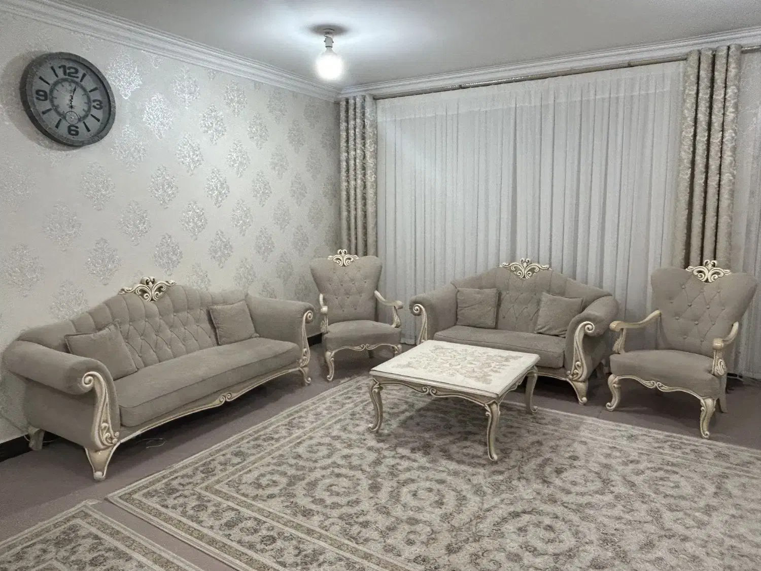 مبل ۷ نفره کلاسیک|مبلمان خانگی و میز عسلی|ایلام, |دیوار