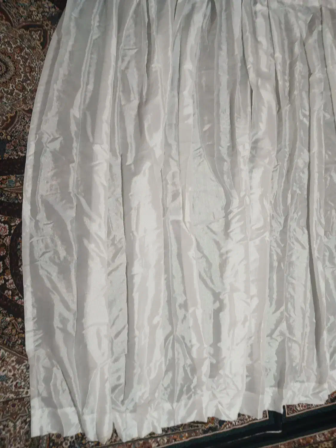 پرده فروشی|پرده، رانر، رومیزی|میانه, |دیوار