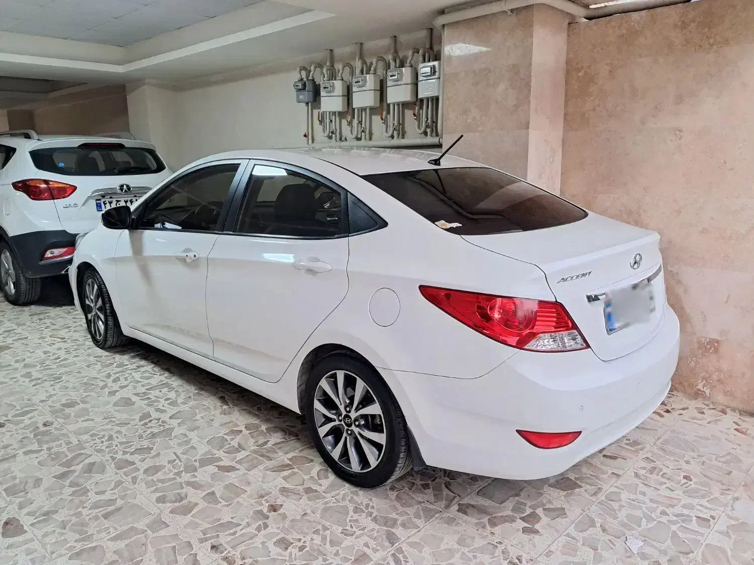 هیوندا اکسنت ۹۷|خودرو سواری و وانت|لاهیجان, حزین|دیوار