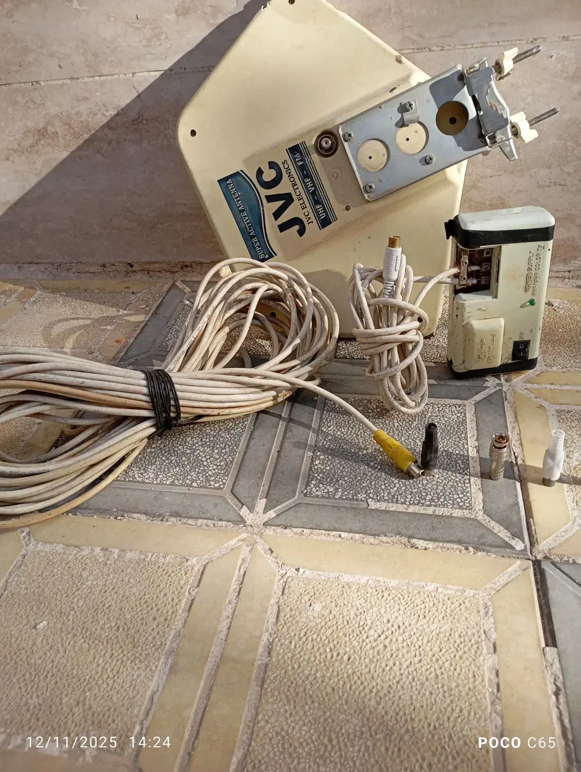 آنتن برقی jvc Tv|صوتی و تصویری|تربتحیدریه, جانبازان|دیوار