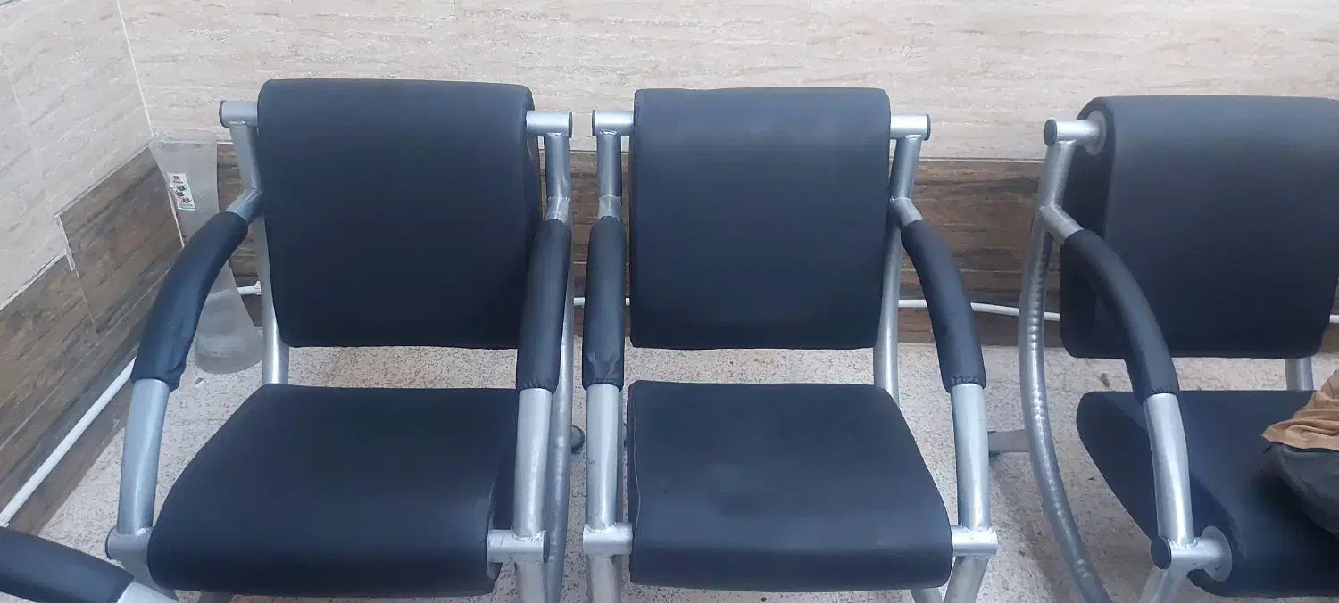 فروش میز مدیریت و صندلی مدیریت و صندلی اداری|دفتر کار|شیراز, کوزه گری|دیوار