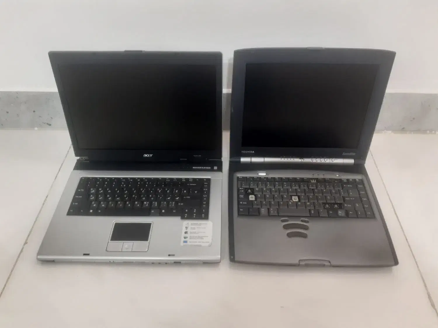 فروش ۲ دستگاه لب تاب مارک توشیبا اصل و ایسر|رایانه همراه|اصفهان, همدانیان|دیوار