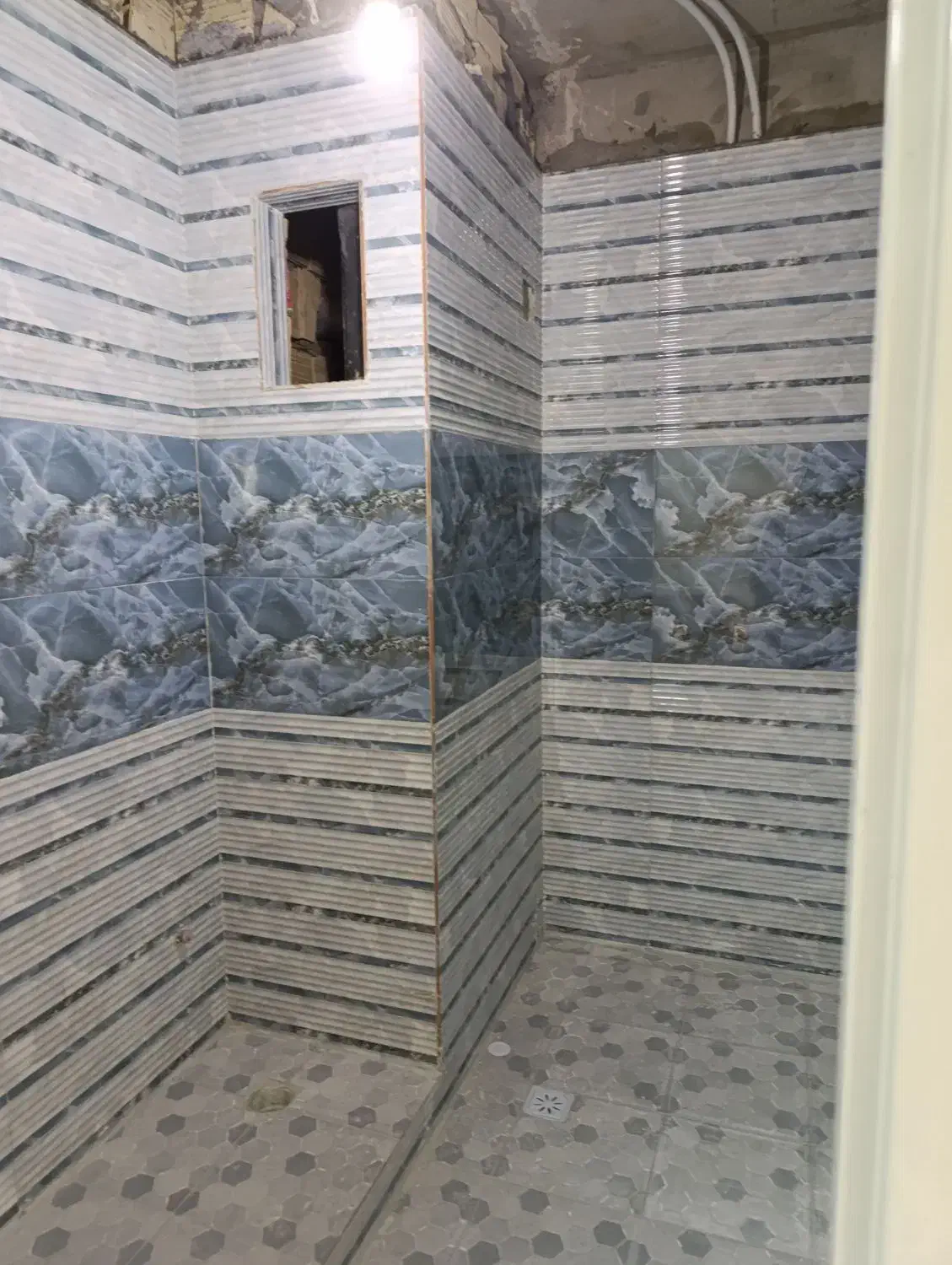 کاشی کار و سرامیک کاردر شیرازوصدرا|خدمات پیشه و مهارت|صدرا-فارس, فاز ۱|دیوار