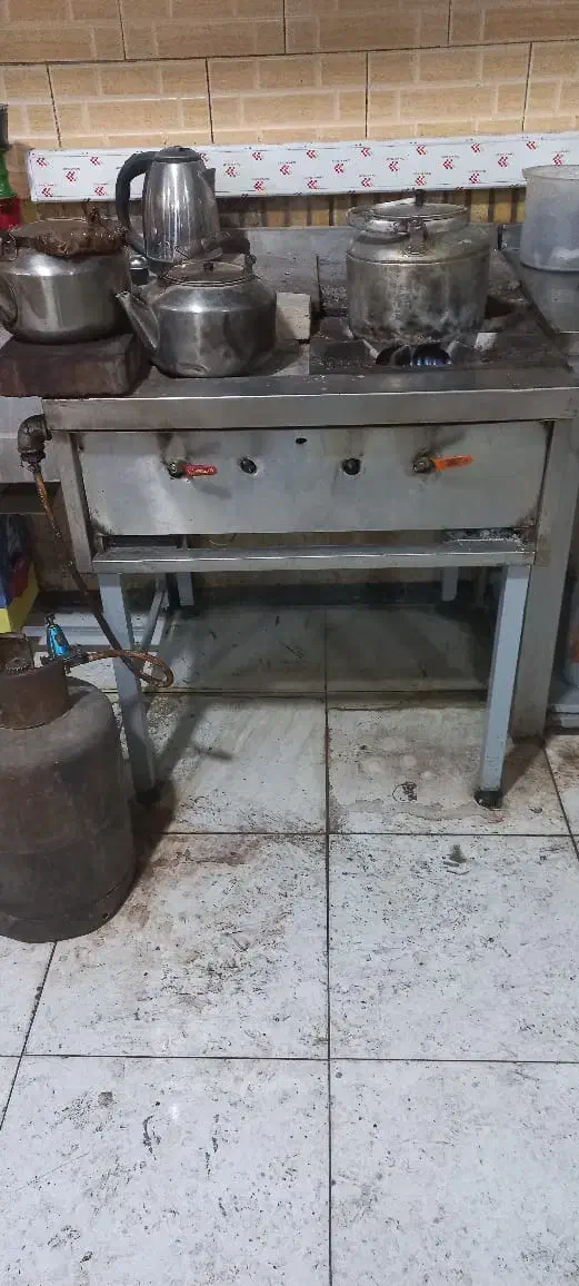 اجاق گاز ۴ شعله صنعتی|اجاق گاز و لوازم برقی پخت‌وپز|تهران, بازار|دیوار