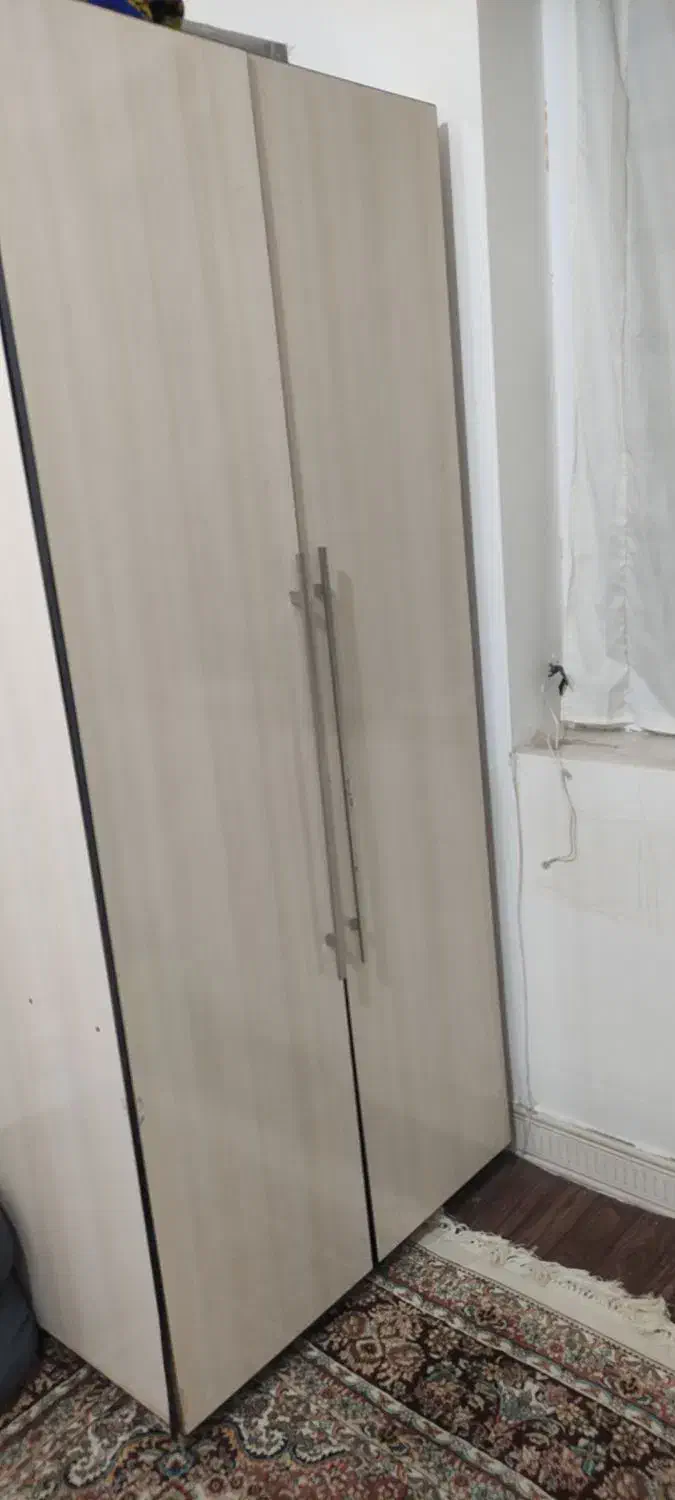 به علت جابه جایی|جاکفشی، کمد، دراور|سرپل ذهاب, |دیوار