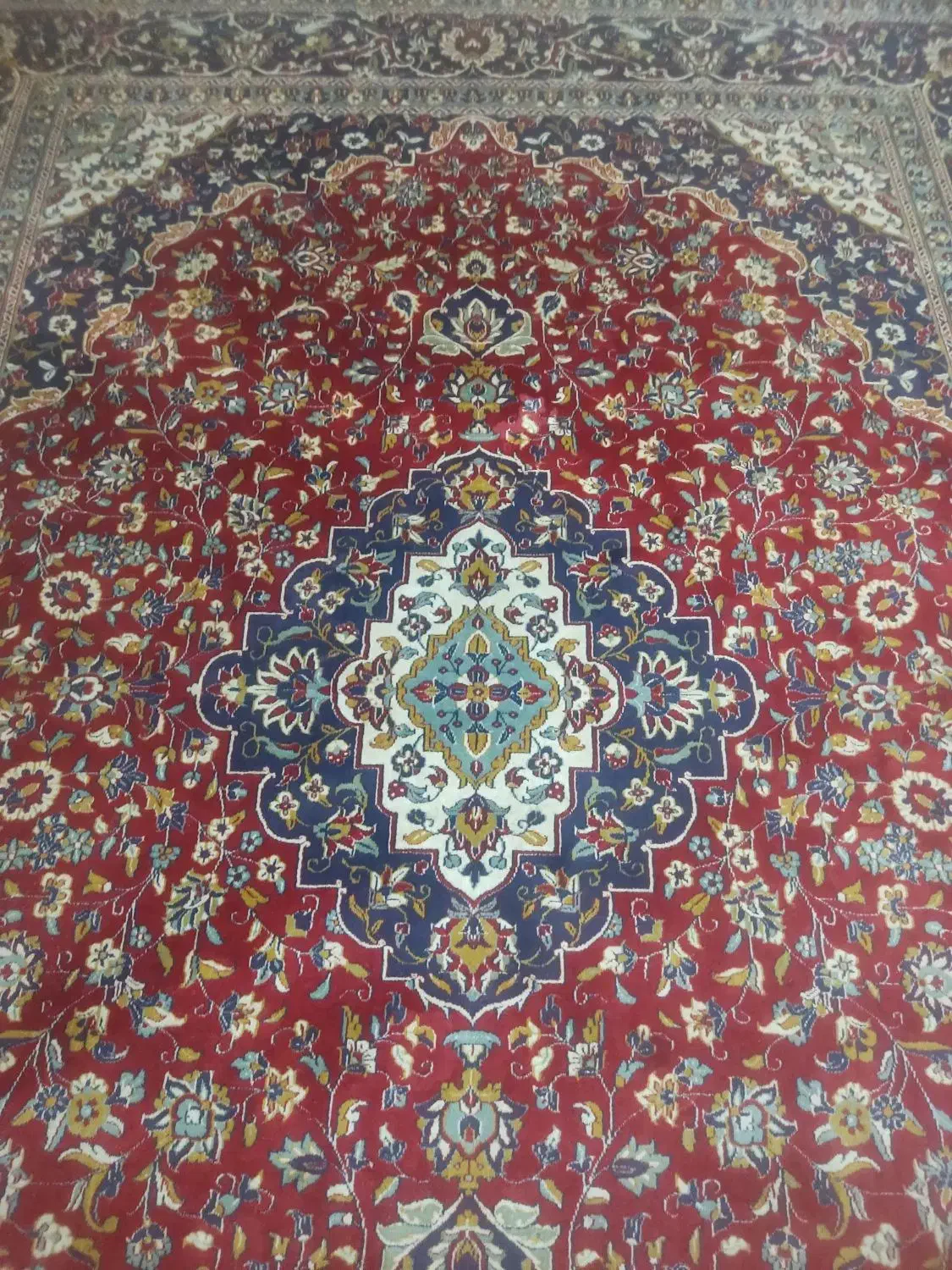 فرش گل قرمز|فرش|مشهد, شهید علی محمدی|دیوار