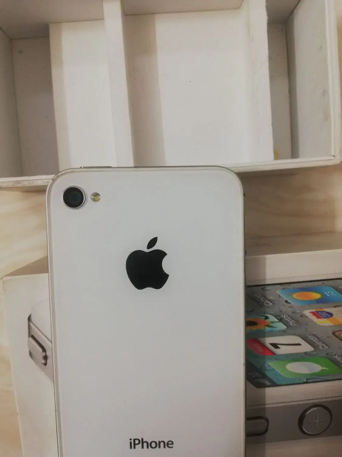 آیفون 4s|موبایل|کازرون, |دیوار