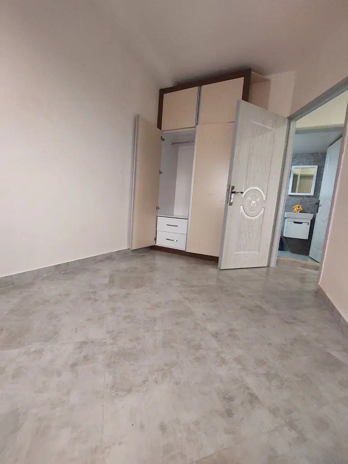 آپارتمان رشت فلکه گاز شهرک نوساز زعفرانیه بر اصلی|فروش آپارتمان|رشت, کوی غلام نیا|دیوار