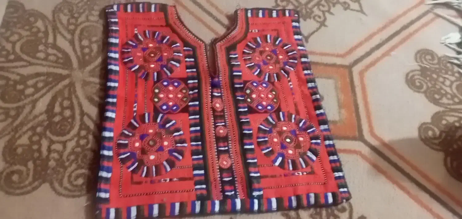 زی آستین دسته دوم|لباس|بمپور, |دیوار