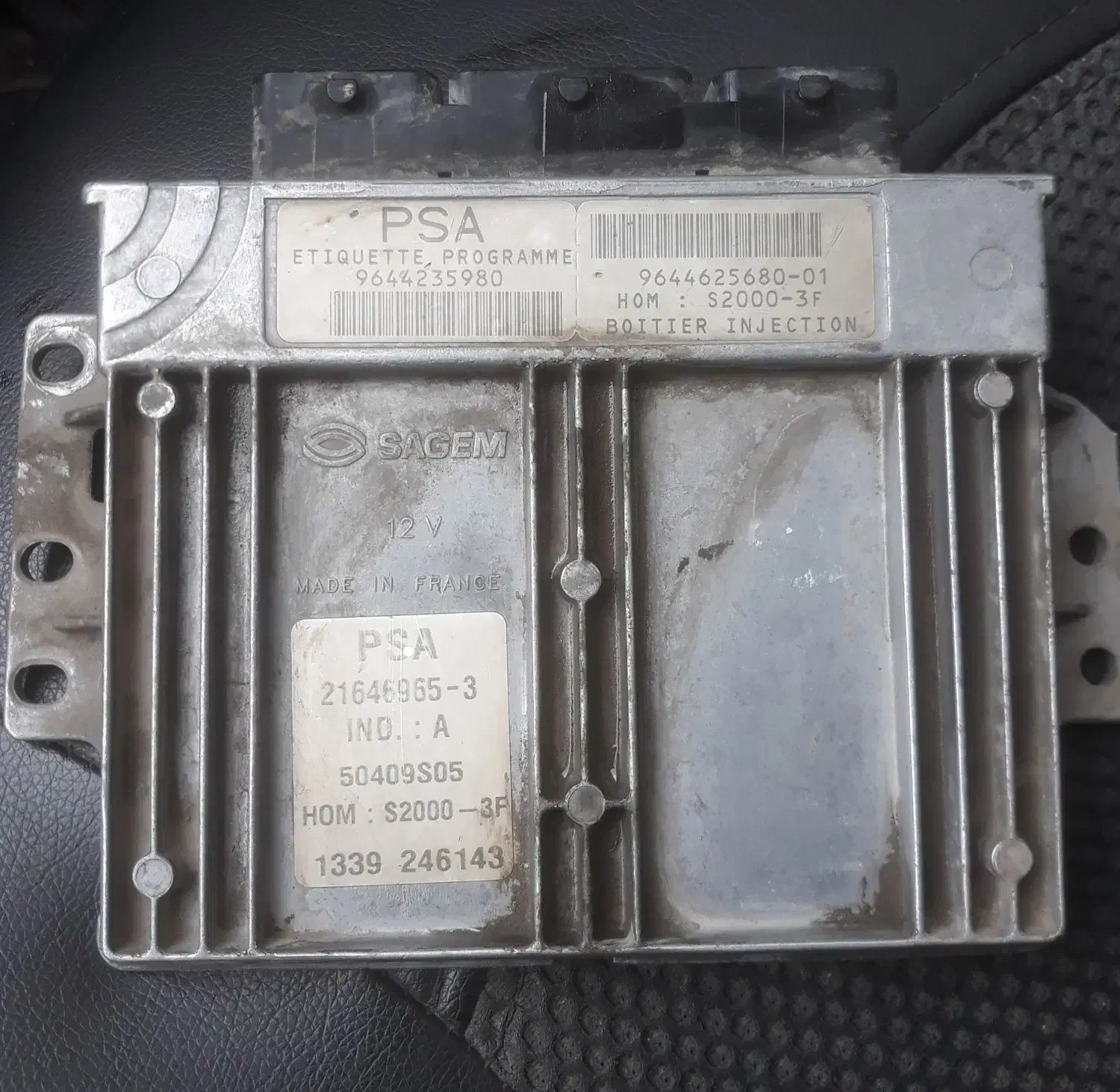 کامپیوتر|رایانه رومیزی|اراک, |دیوار