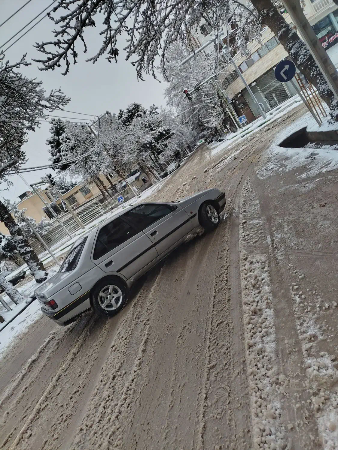 پژو در حد|خودرو سواری و وانت|بجنورد, |دیوار