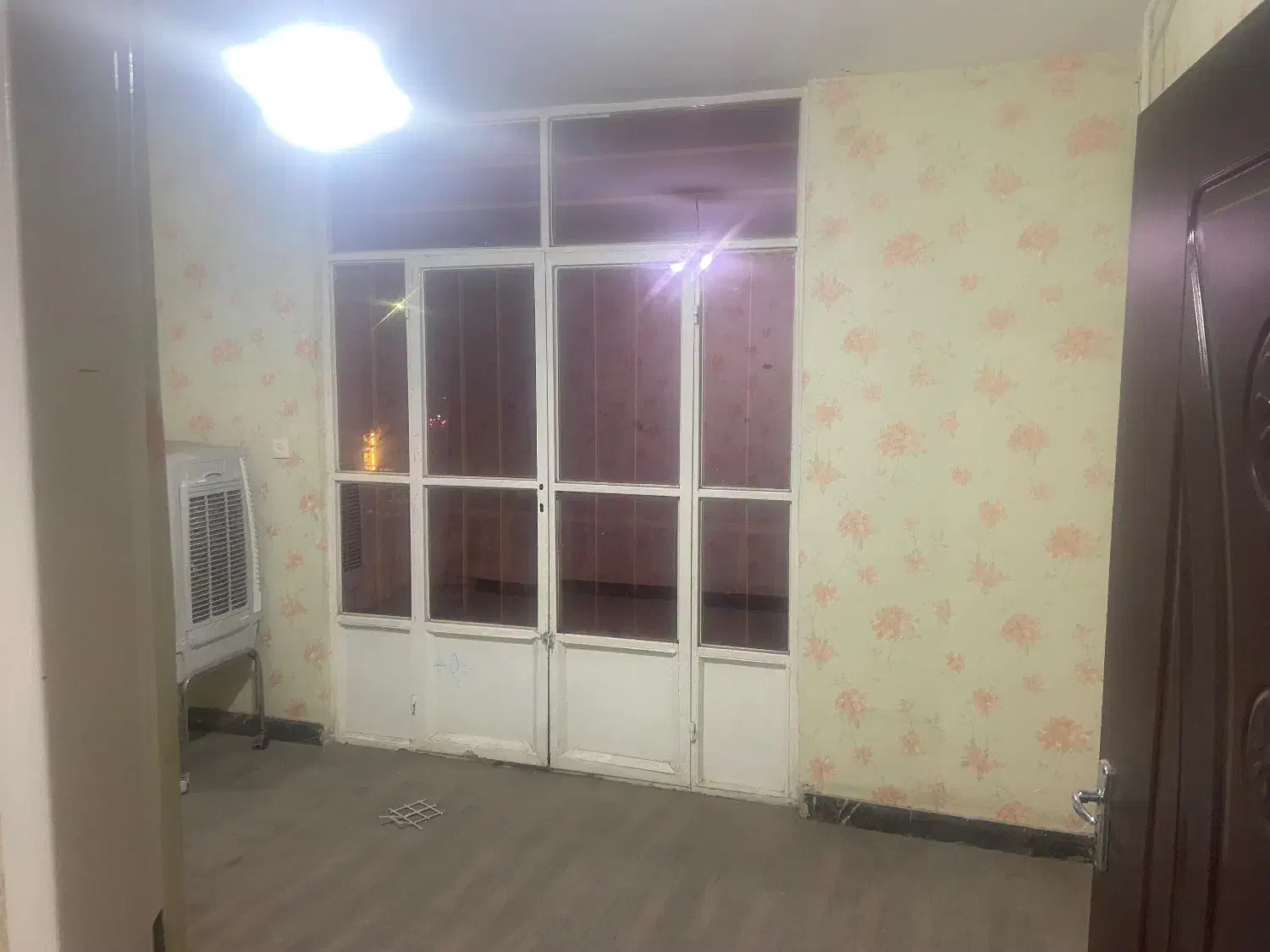 اپارتمان فردوس ۵۰ متر ۱ خواب|اجارهٔ آپارتمان|زرند, |دیوار