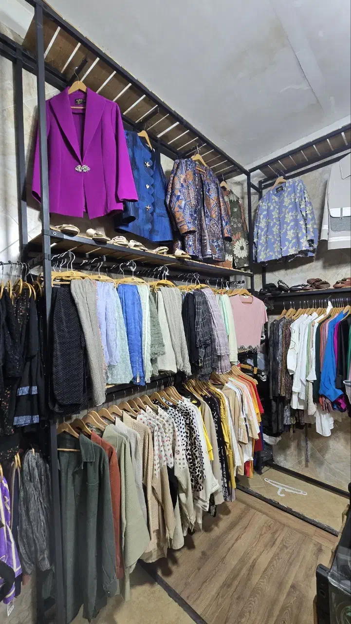 لباس|لباس|شریفآباد, |دیوار