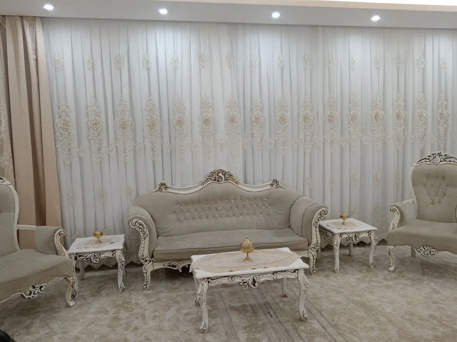 مبل سلطنتی|مبلمان خانگی و میز عسلی|نیشابور, شهرک فیروزه|دیوار