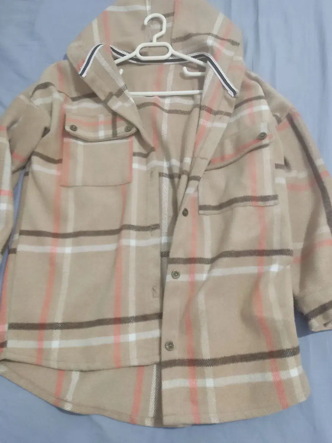 پالتو|لباس|صدرا-فارس, فاز ۱|دیوار