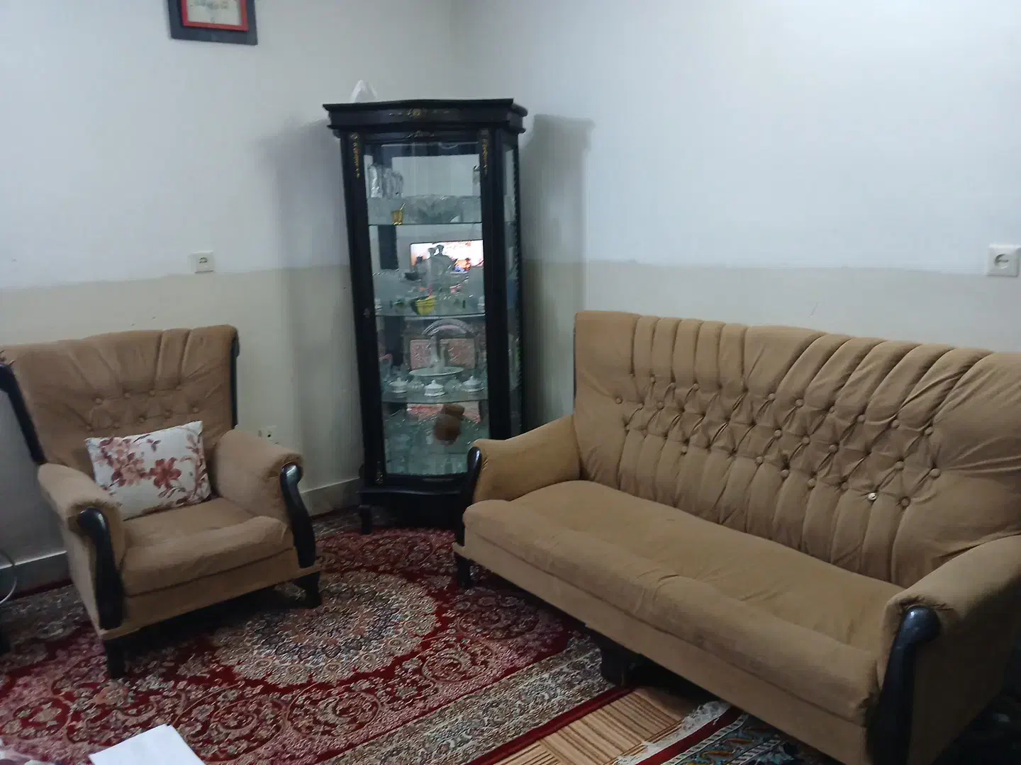 مبل ۷ نفره|مبلمان خانگی و میز عسلی|مشهد, شهید بصیر|دیوار