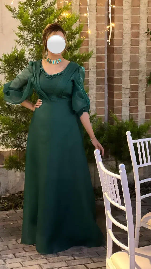 لباس مجلسی نو|لباس|تربتحیدریه, کاشانی|دیوار