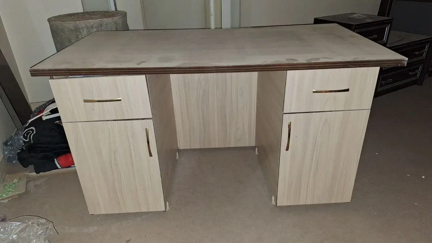 میز مدیریت و صندلی مدیریت و صندلی|مبلمان اداری|شاهین‌شهر, خانه کارگر|دیوار