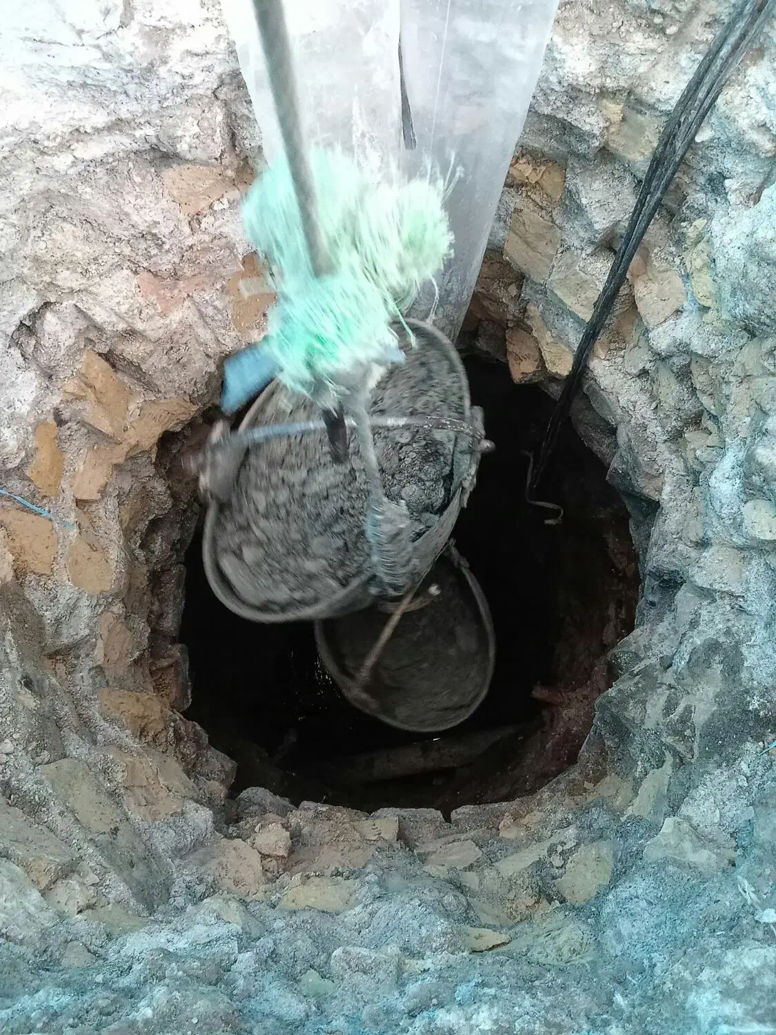 لای روبی چاه کهنه کندن چاه نوسیدمحمد|خدمات پیشه و مهارت|مشهد, توس (بلوار توس)|دیوار