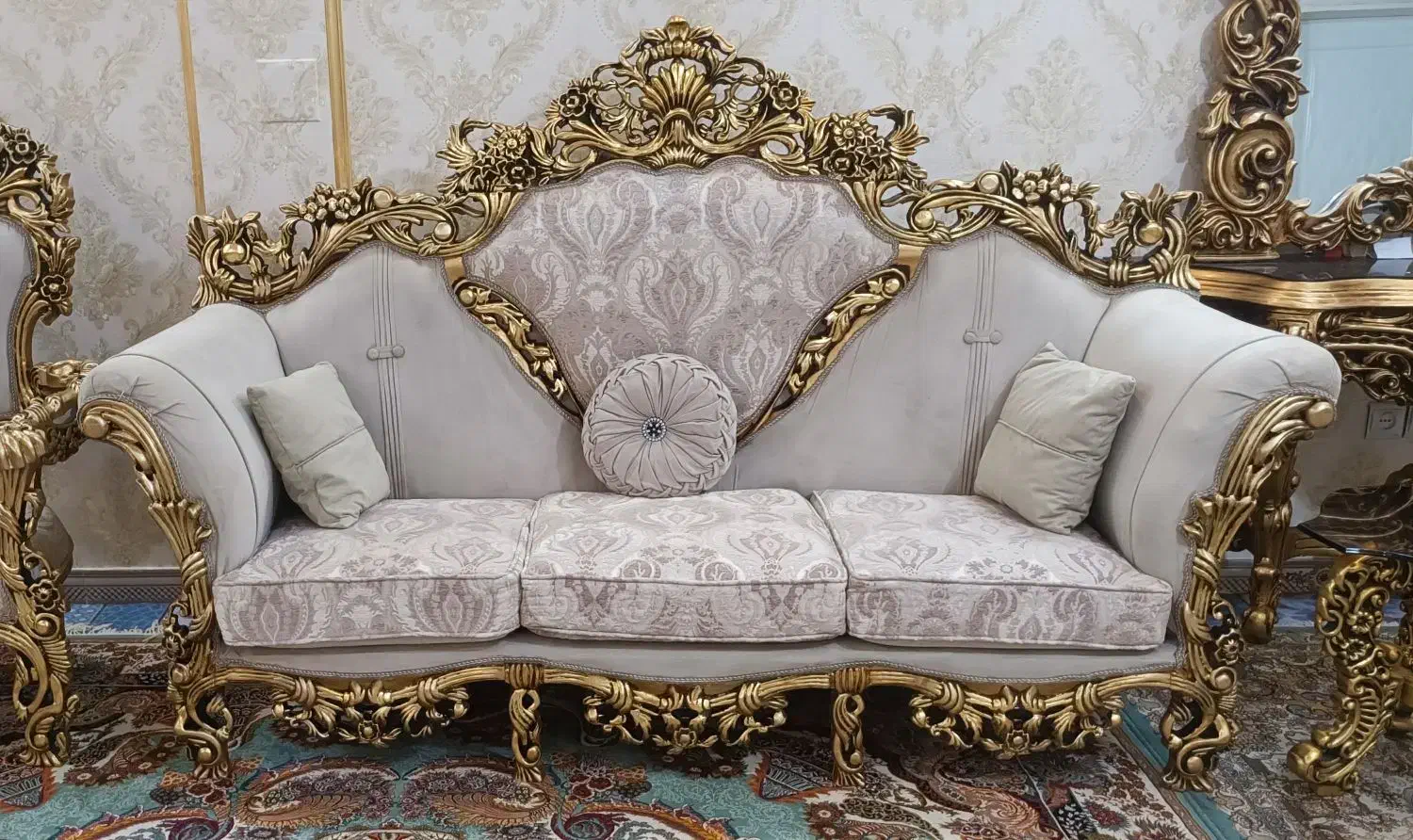 مبل سلطنتی مدل پنجه شیری ۹نفره|مبلمان خانگی و میز عسلی|بروجرد, |دیوار