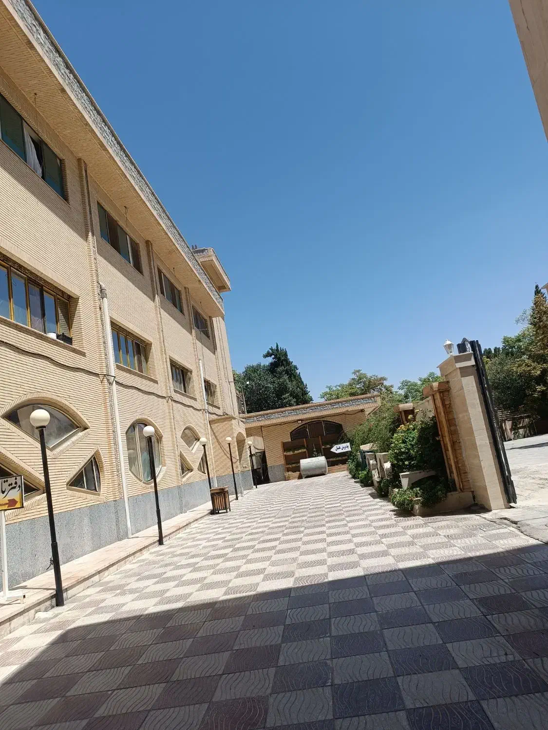 واحد اجاره ای،سوئیت ،ویلایی|اجارهٔ کوتاه‌مدت آپارتمان و سوئیت|کرمان, |دیوار