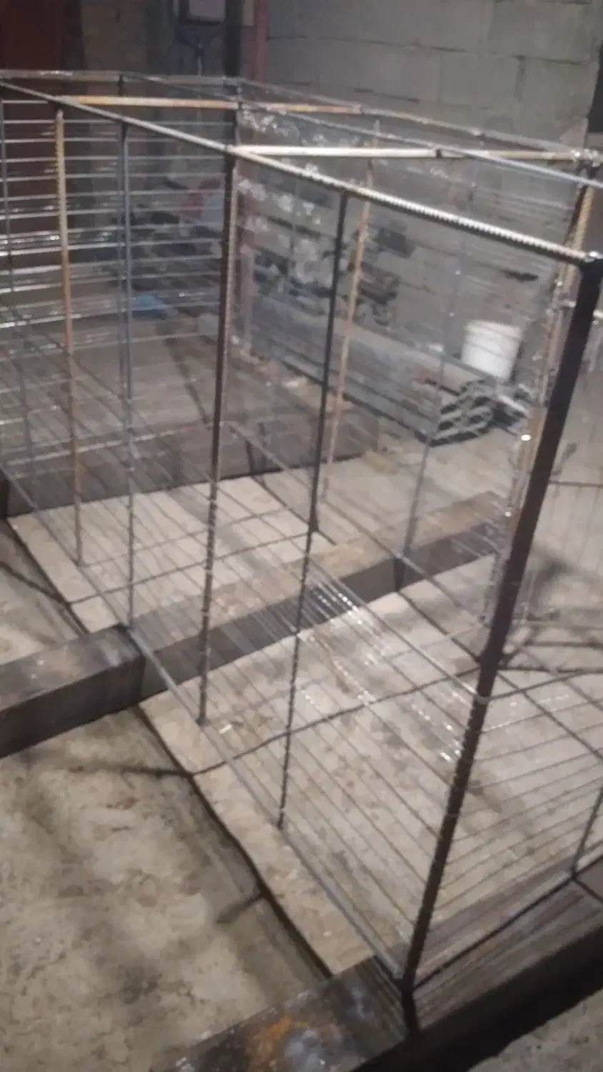 قفس یا توری بزرگ|لوازم جانبی حیوانات|بافت, |دیوار