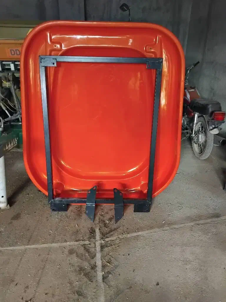 سایبان تراکتور نو|ماشینآلات صنعتی|ترکمانچای, |دیوار