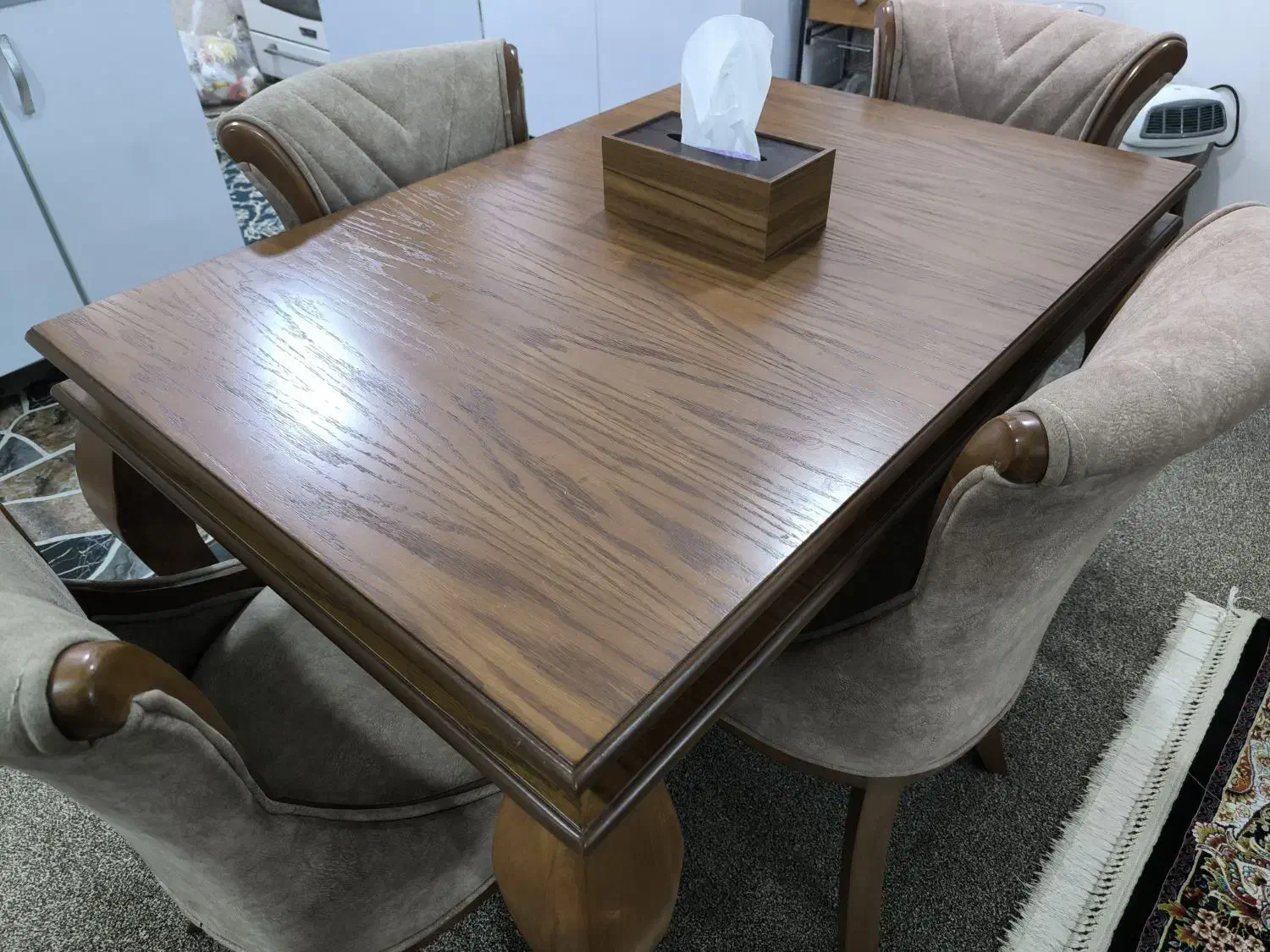 میز چهار نفره درجه یک در حد|میز و صندلی غذاخوری|شوش, |دیوار