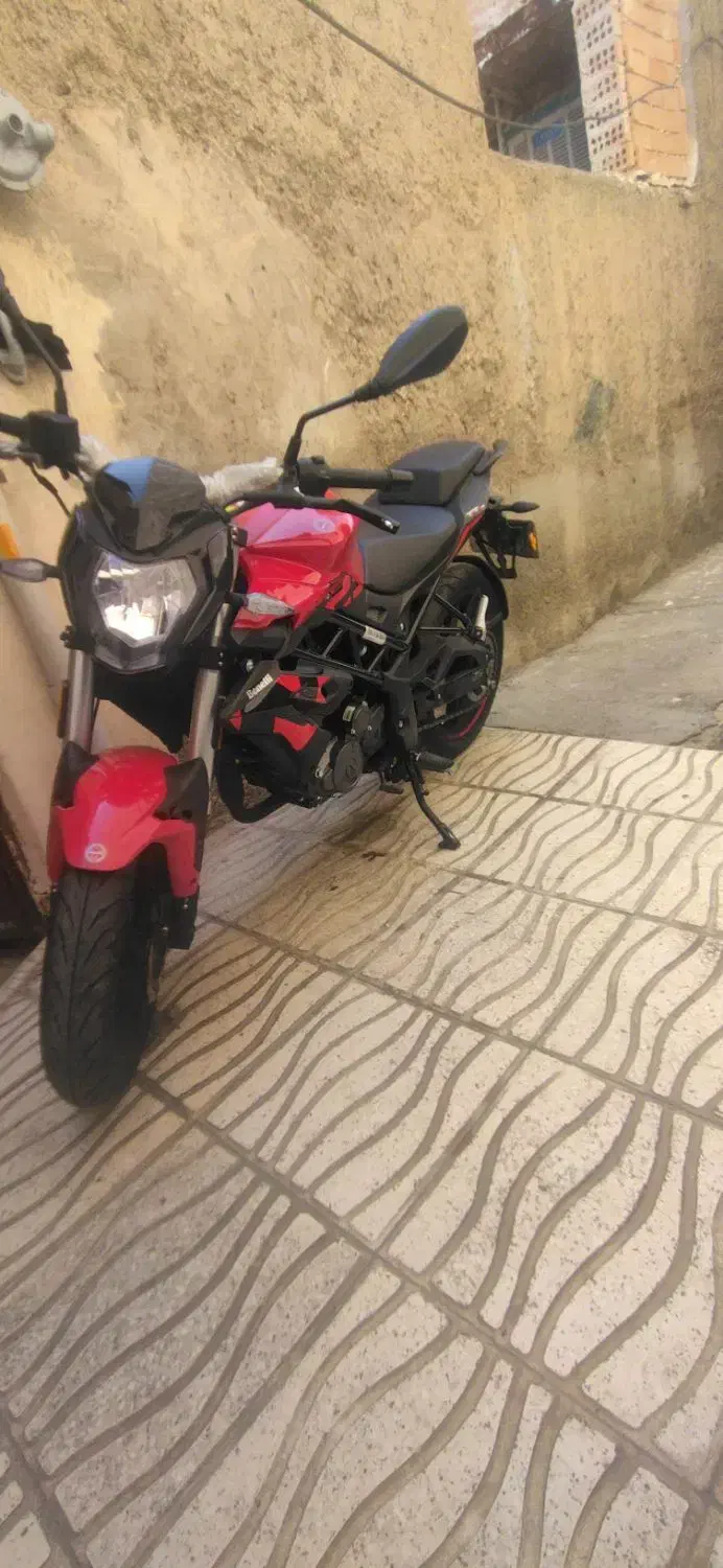 بنلی250تک سیلندر 1402|موتورسیکلت|اسلامشهر, شهرک امام حسین (میان آباد)|دیوار