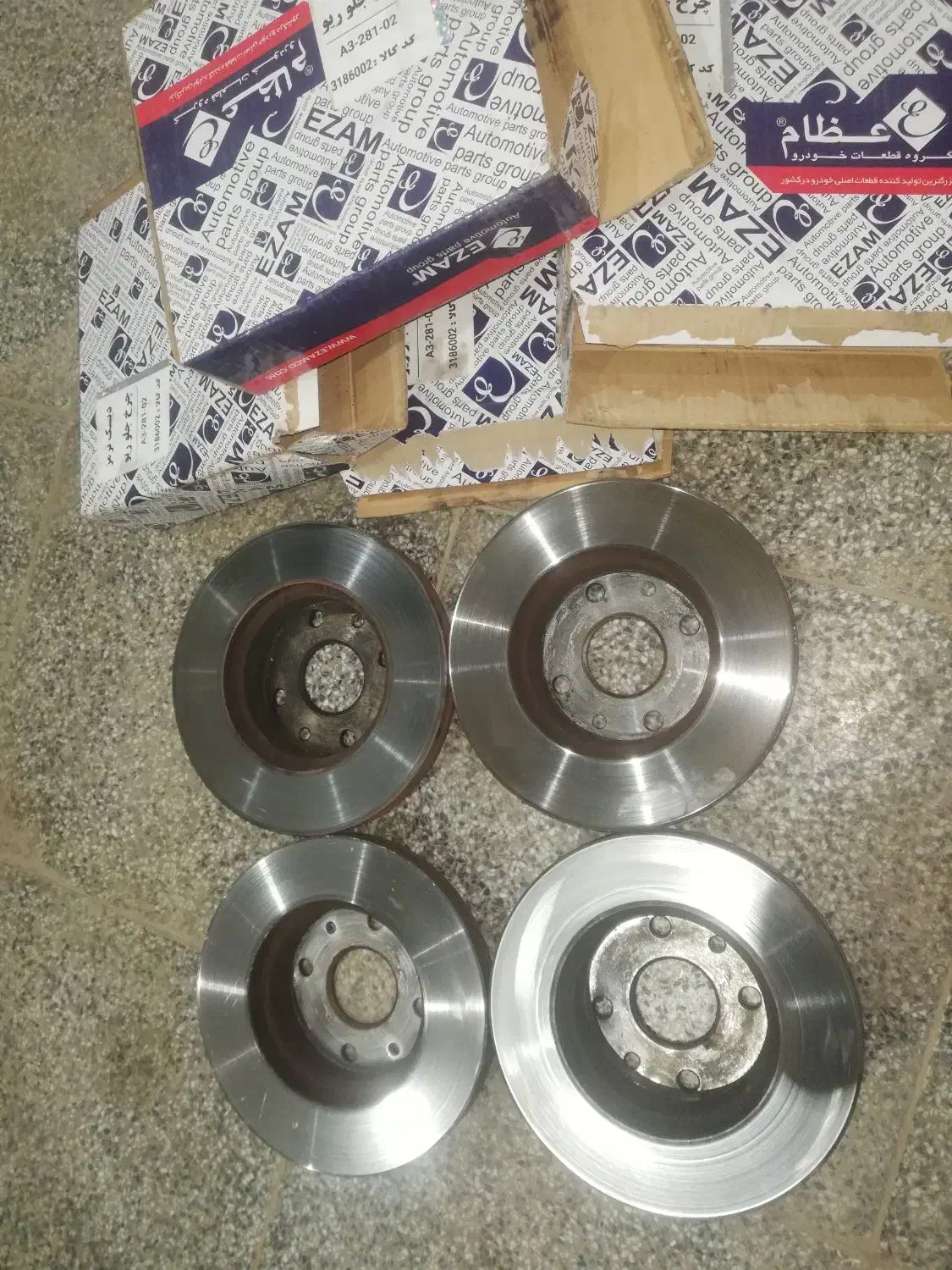 دیسک ترمز ریو. سگدست، توپی بلبرینگ|قطعات یدکی و لوازم جانبی|شیراز, شهرک صنعتی شیراز|دیوار