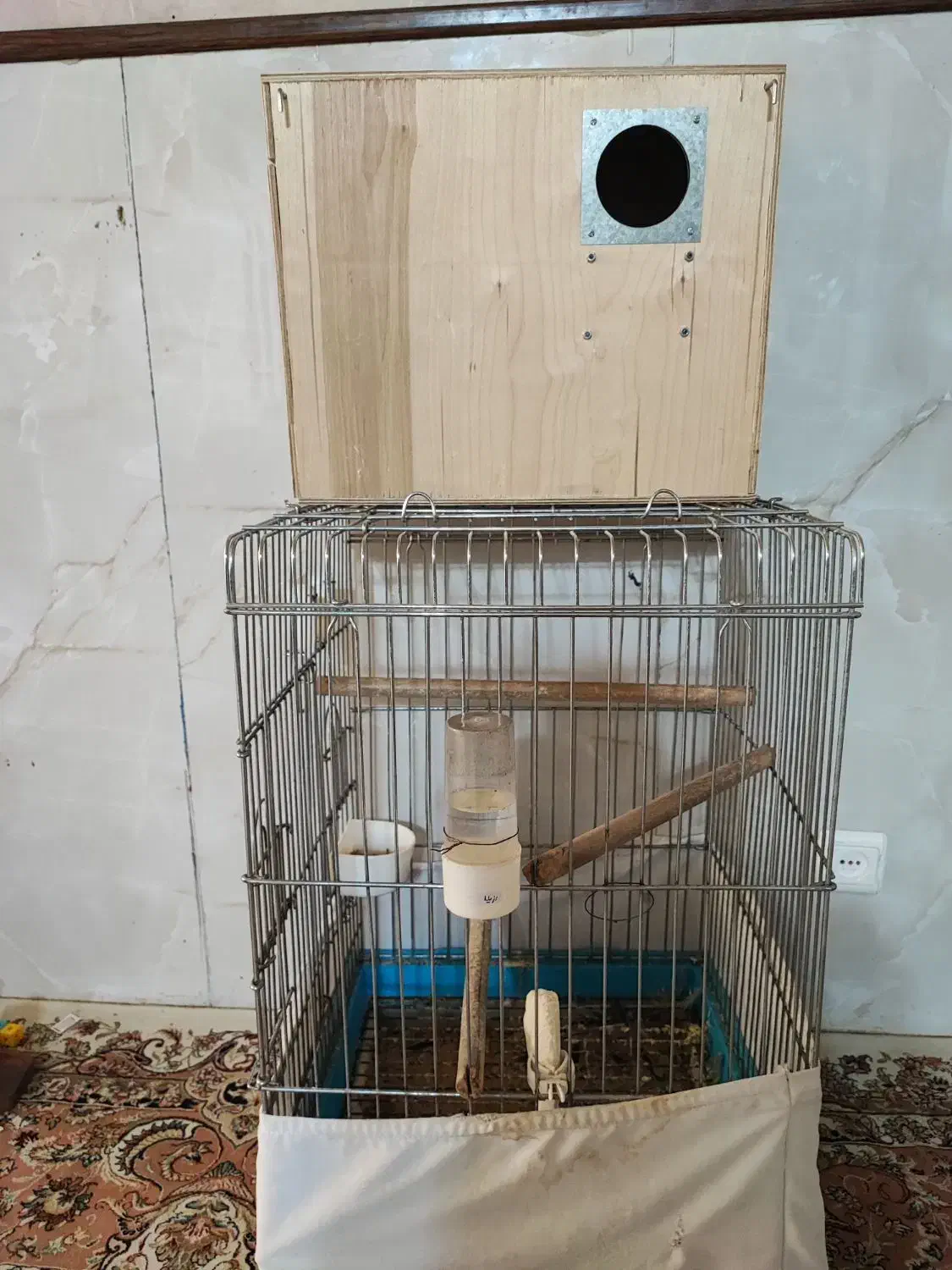 قفس پرنده بزرگ|لوازم جانبی حیوانات|قم, حاج زینل|دیوار